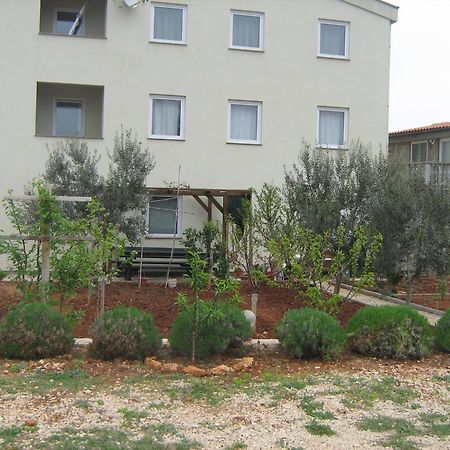 Apartments Ana Vir Εξωτερικό φωτογραφία